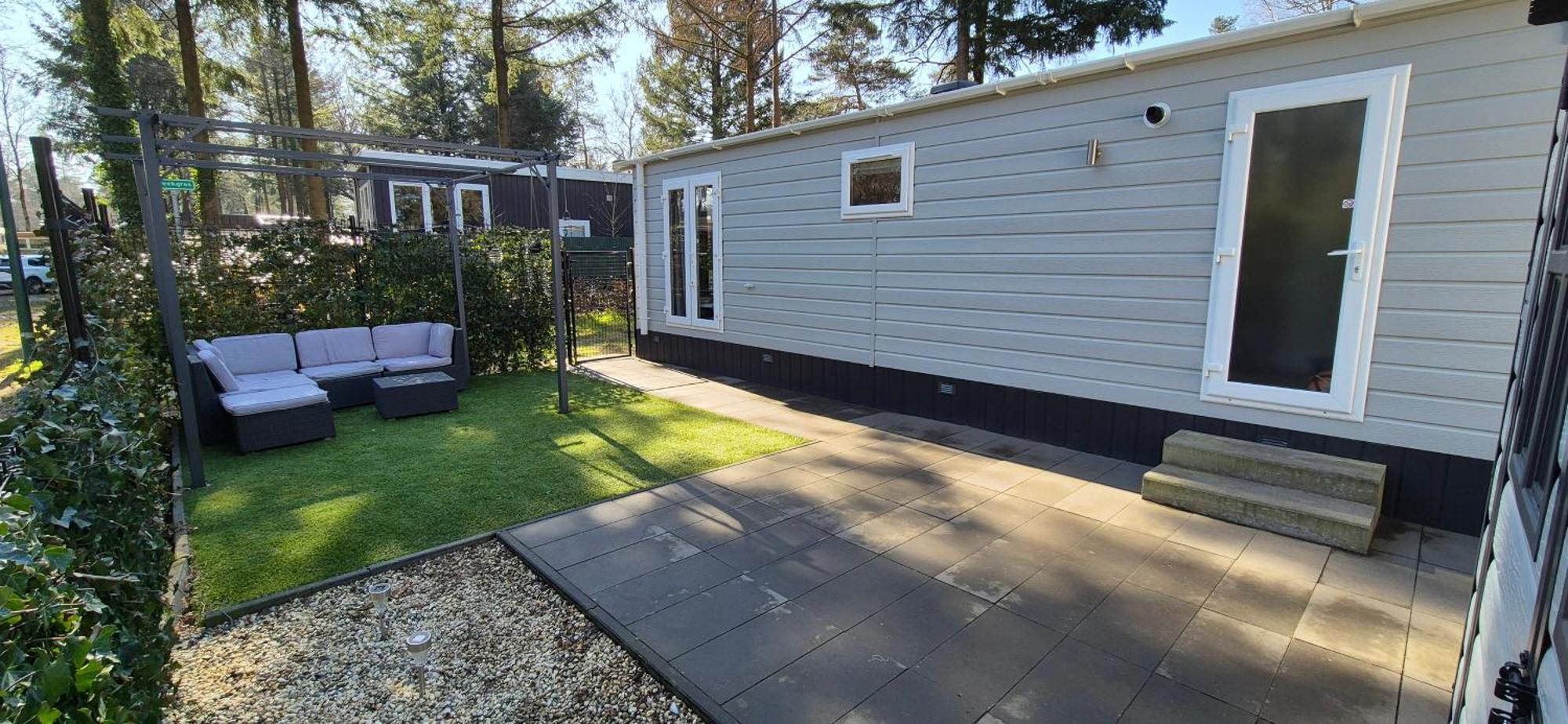 Het Veluwse Boshuisje Knus Chalet Met Omheinde Tuin Op De Veluwe Hoenderloo Exterior foto